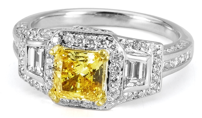 Diamond engagement Ring,18Kt White Gold